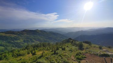 serbia-gorskie-widoki-panorama-balkanica-caravana-wyjazdy-motocyklowe